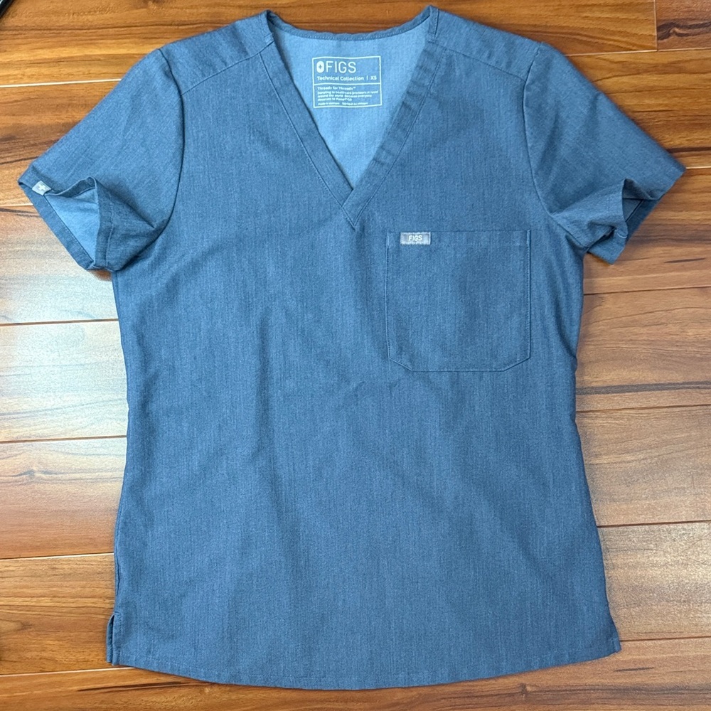 Figs Heather Denim Blue One Pocket Scrub Top